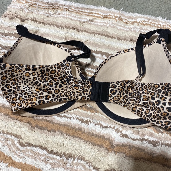 Victoria’s secret’s bra bundle - Picture 5 of 9